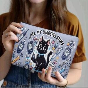 Cute Cat Themed Cosmetic Bag - Gray